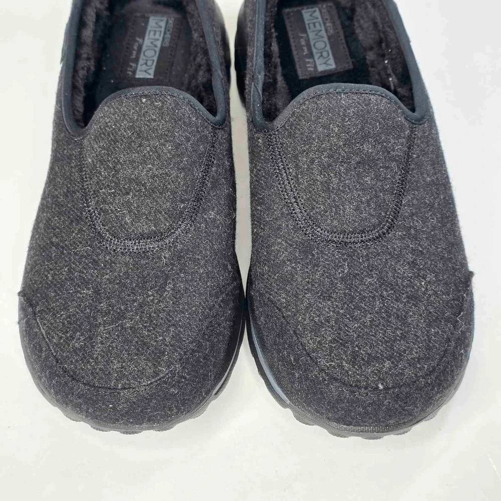 Skechers GOwalk Shoes Women's 11 Black Faux Fur Memory Form Slip On Slippers NEW